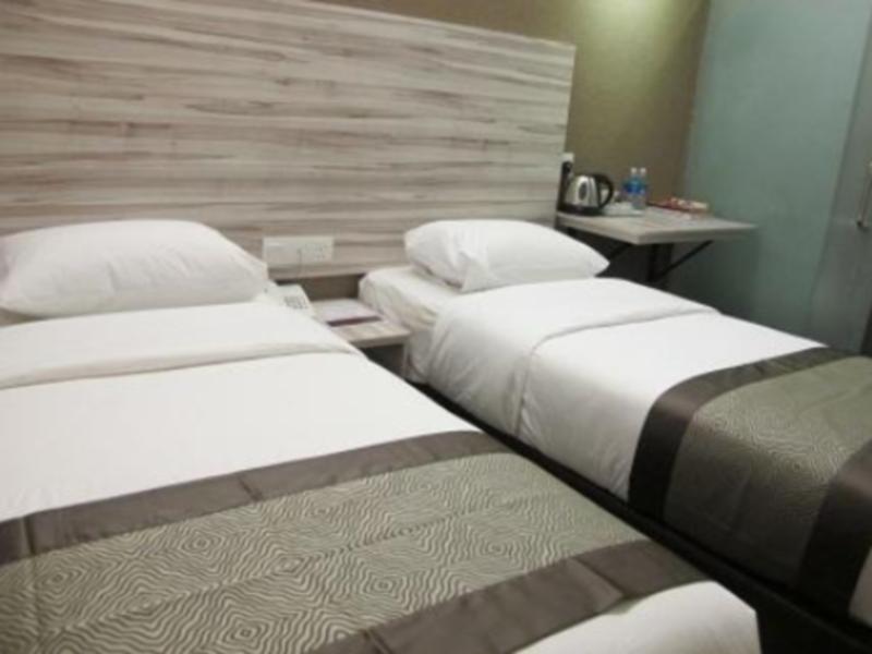 Hotel Austin Paradise - Taman Pulai Utama Секудаи Экстерьер фото
