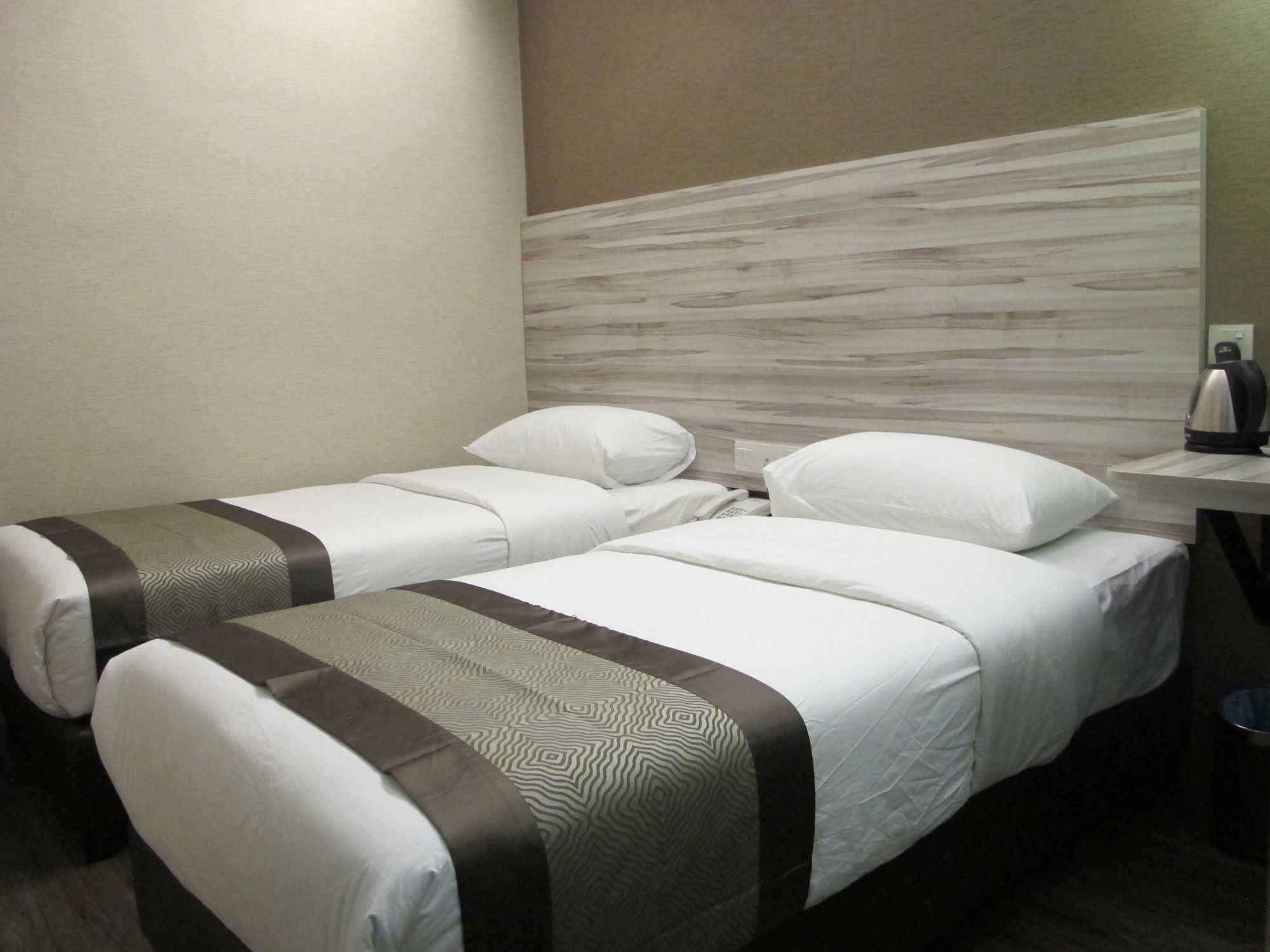 Hotel Austin Paradise - Taman Pulai Utama Секудаи Экстерьер фото